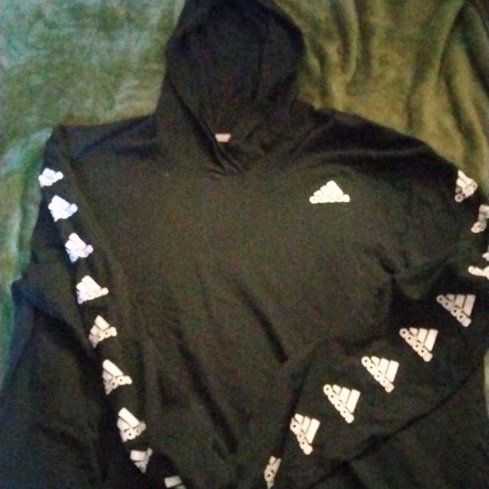 18/20 Boys, Adidas pullover, black and white, lightly used